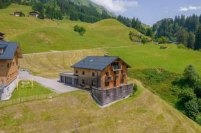 HUS24